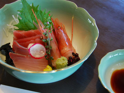 行田市　満る岡・５