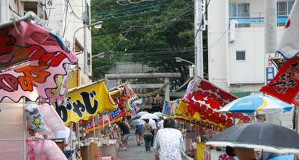 高城神社胎内くぐり2011・８