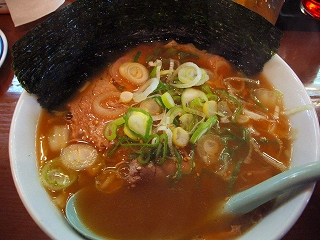 にしのみやラーメン　600円也