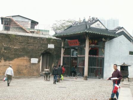 ナーチャ廟＆旧城壁（マカオ世界遺産）