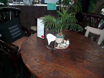 とらぞう店内・３