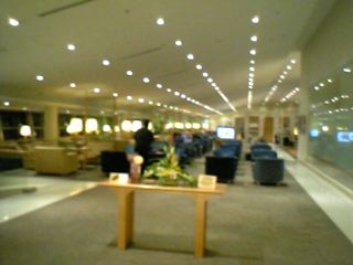 ラウンジ入り口２