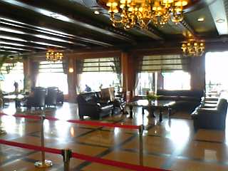ハイランドロビー