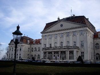 schloss Wihelminenberg