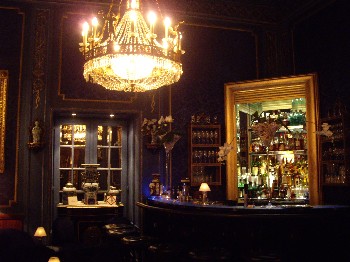 sacher bar