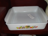 fire king baking dish 9,95