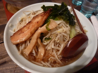 メガ盛ちゃー房