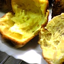 ポップオーバーの中の空洞