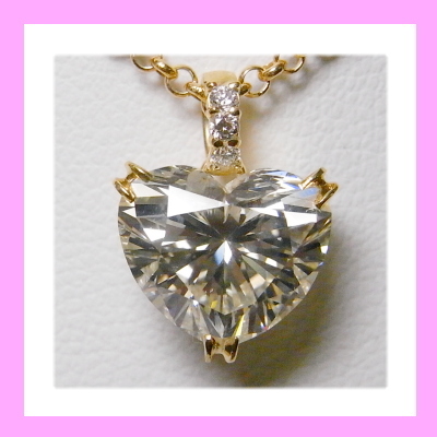 大粒3．07ctのハートシェイプダイヤペンダントです。Heart brilliant diamond | 横浜元町宝石店長のブログ - 楽天ブログ