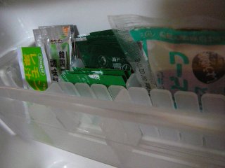 冷蔵庫ポケット2