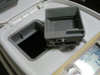 レーズン自動投入口ははずせます