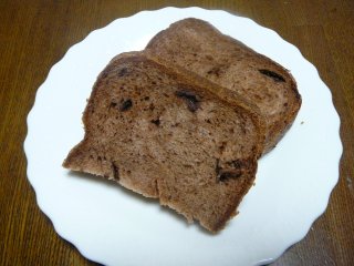 チョコチップ入りココア食パン