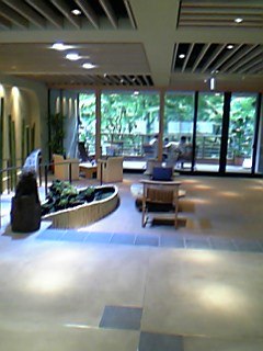 06年7月23日箱根「水の音」ロビー