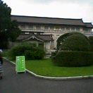 グッズショップの入ってる建物が和風で素敵。