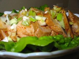 ねぎ好きなので、食べる時に更にトッピングして。