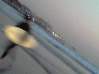 逗子マリーナ方面も灯かりが点り。