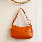 small-leather　shoulder　bag2.jpg