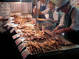 07.5.26焼き鳥屋２.JPG