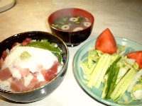 山かけ鉄火丼.jpg