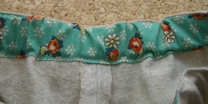 ズボンのウエストの見返し部分