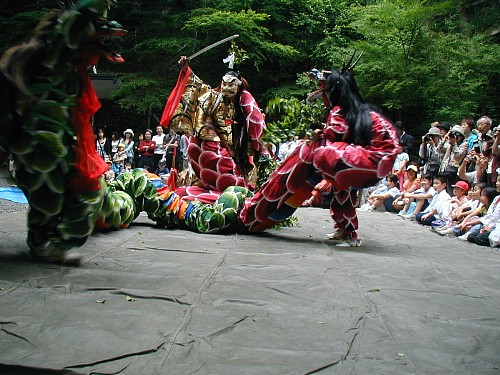 貴船神社素戔嗚尊と八岐大蛇20050601