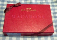ダロワイヨのマカロン箱