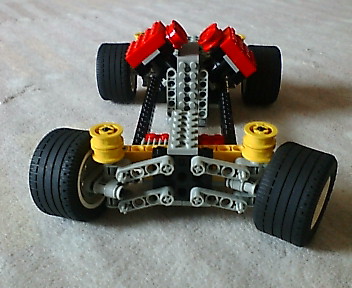 LEGOエンジン搭載フロントビュー