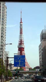 僕のタワーは、エッフェル塔？ピサの斜塔？ブルーブルーブルーシャトー♪（違っ）