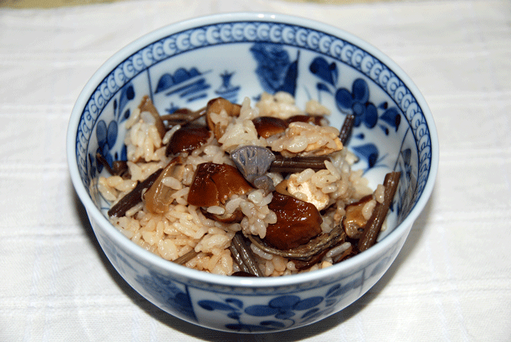 91126クリタケ蕨ご飯
