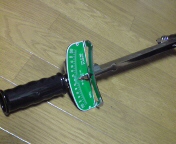 プレート式トルクレンチ