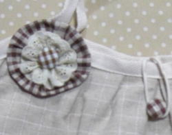 グラニーチェック茶花