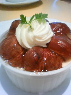 千疋屋フルーツパーラーのマロンさん