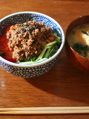 鯖缶丼.jpg