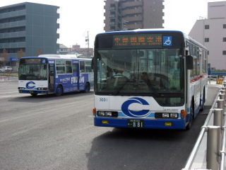 知多バス 知多半田発空港行き