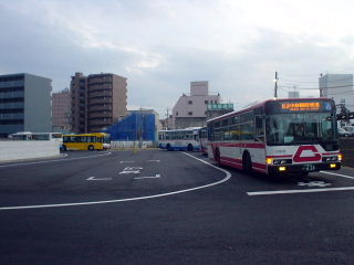 知多バス 知多半田発快速空港行き