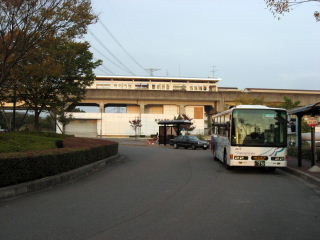 桃花台東駅跡