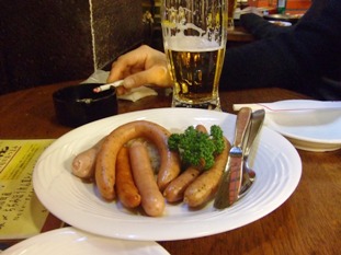 ソーセージ盛り合わせ