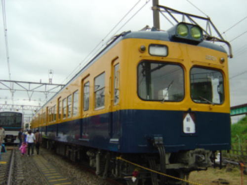 2005-10-16 22:42:34