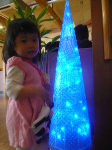 はずやくりすますつりー