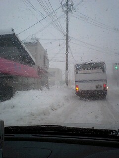 帰り道は吹雪100206_0740~0002.jpg