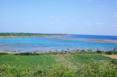 東平安名崎手前海岸２