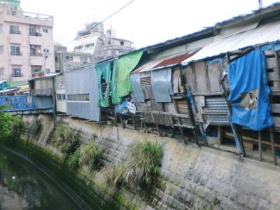 農連絡市場の裏側