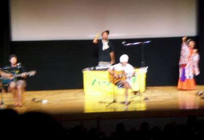 ハーベスタ熱唱