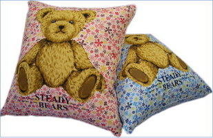 STEADY BEARS クッション２