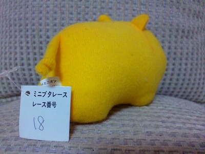黄色い子豚02