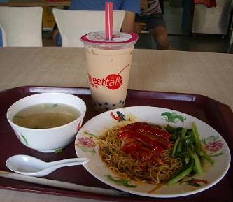 シンガポール　なんだか不味そうな麺