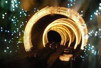 上海　バンド観光トンネル2