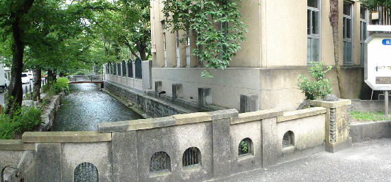 b4.jpg