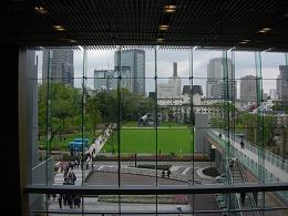 東京ミッドタウン横の公園