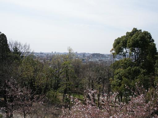 色金山歴史公園から長久手を見る。